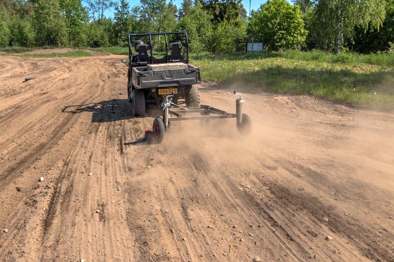 Trasų gamintojas (greideris) IRON BATIC – nuotrauka 2