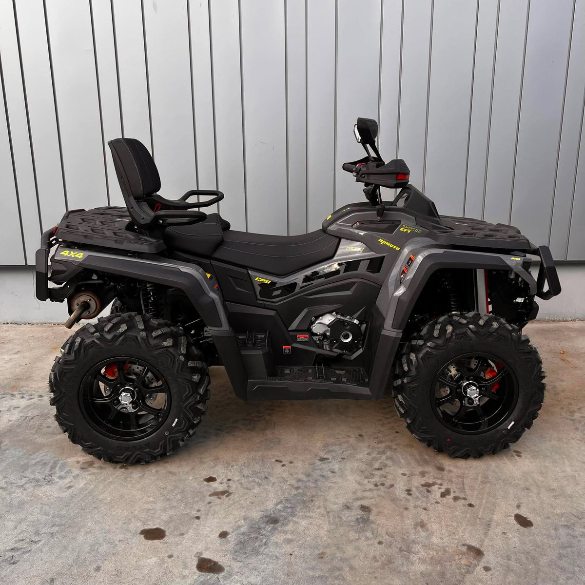 UPMOTO Pathcross 650L EPS V-Twin T3b KETURRATIS Pilkas SPECIAL EDITION