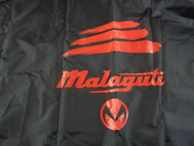 MALAGUTI uždangalas motociklui JUODAS – nuotrauka 4