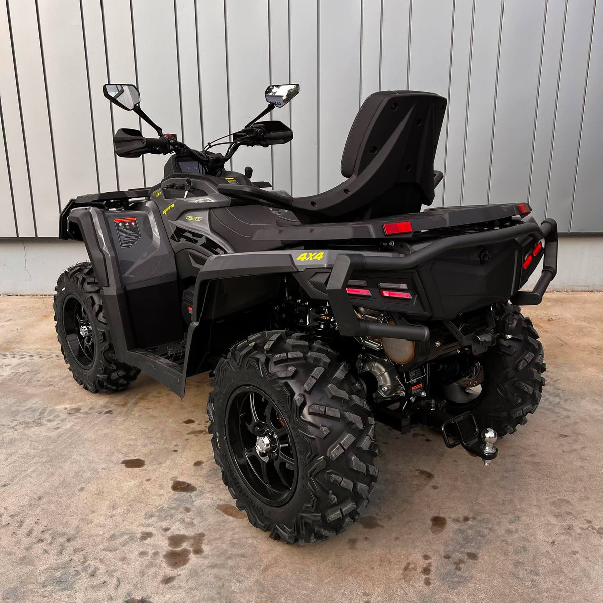 UPMOTO  Pathcross 650L EPS V-Twin T3b KETURRATIS Pilkas SPECIAL EDITION