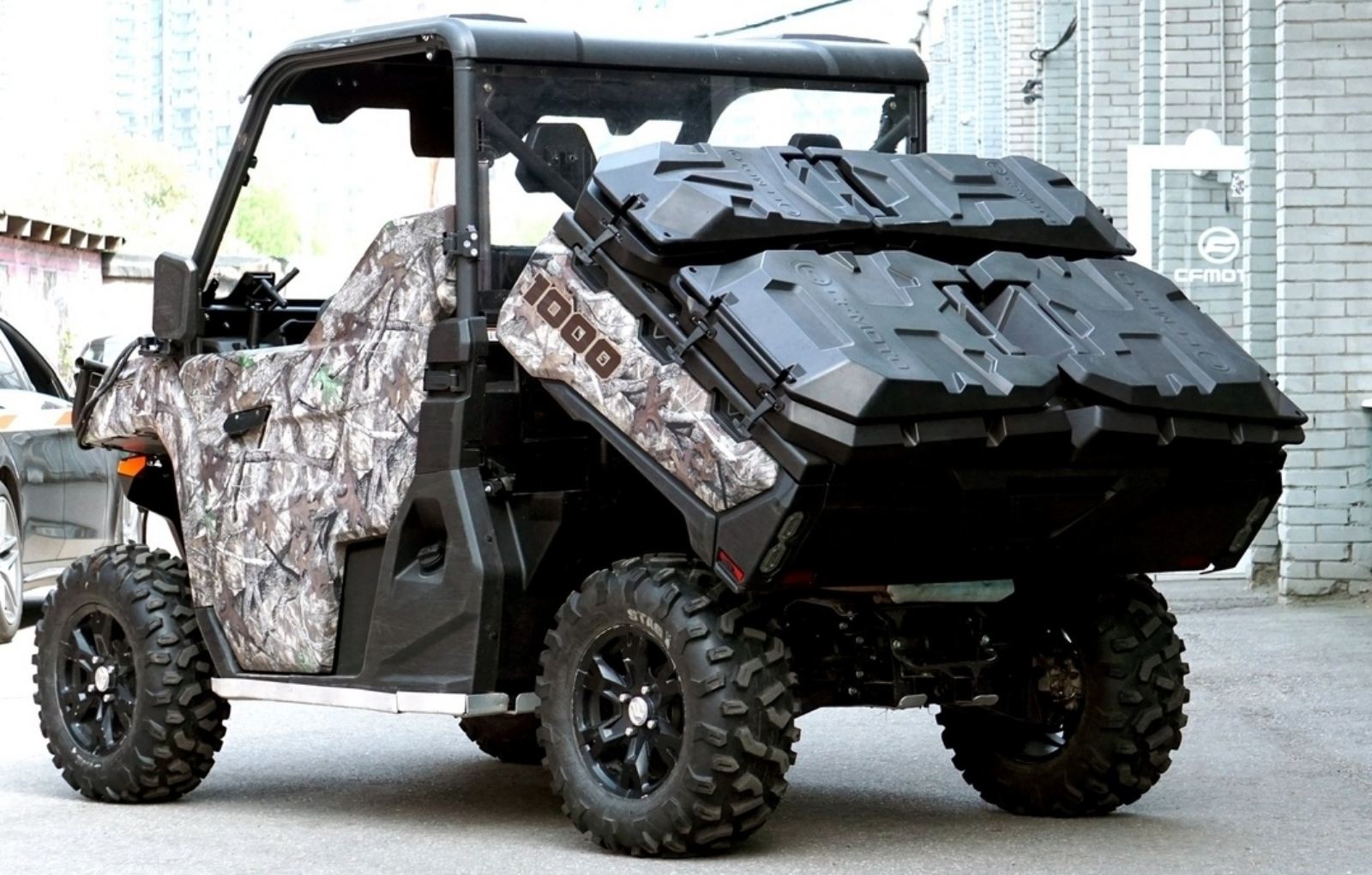 Daiktadėžė tesseract CFMOTO UFORCE 1000 galinė – nuotrauka 3
