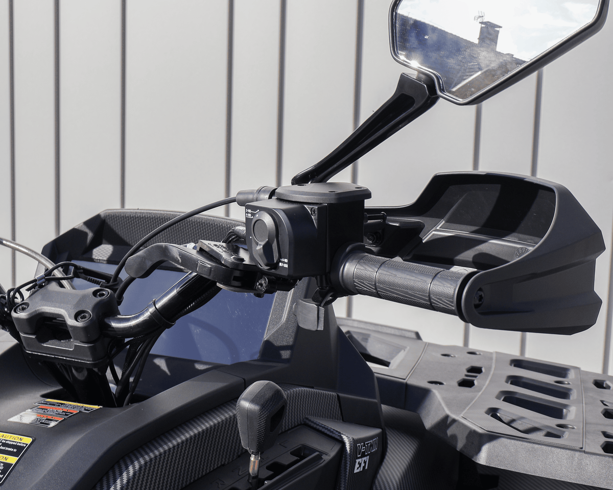 UPMOTO  TCROSSER 650L EPS V-Twin – Lava Juoda