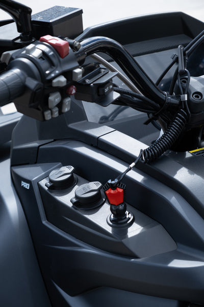 AODES TCROSSER 650L EPS V-Twin – Lava Juoda