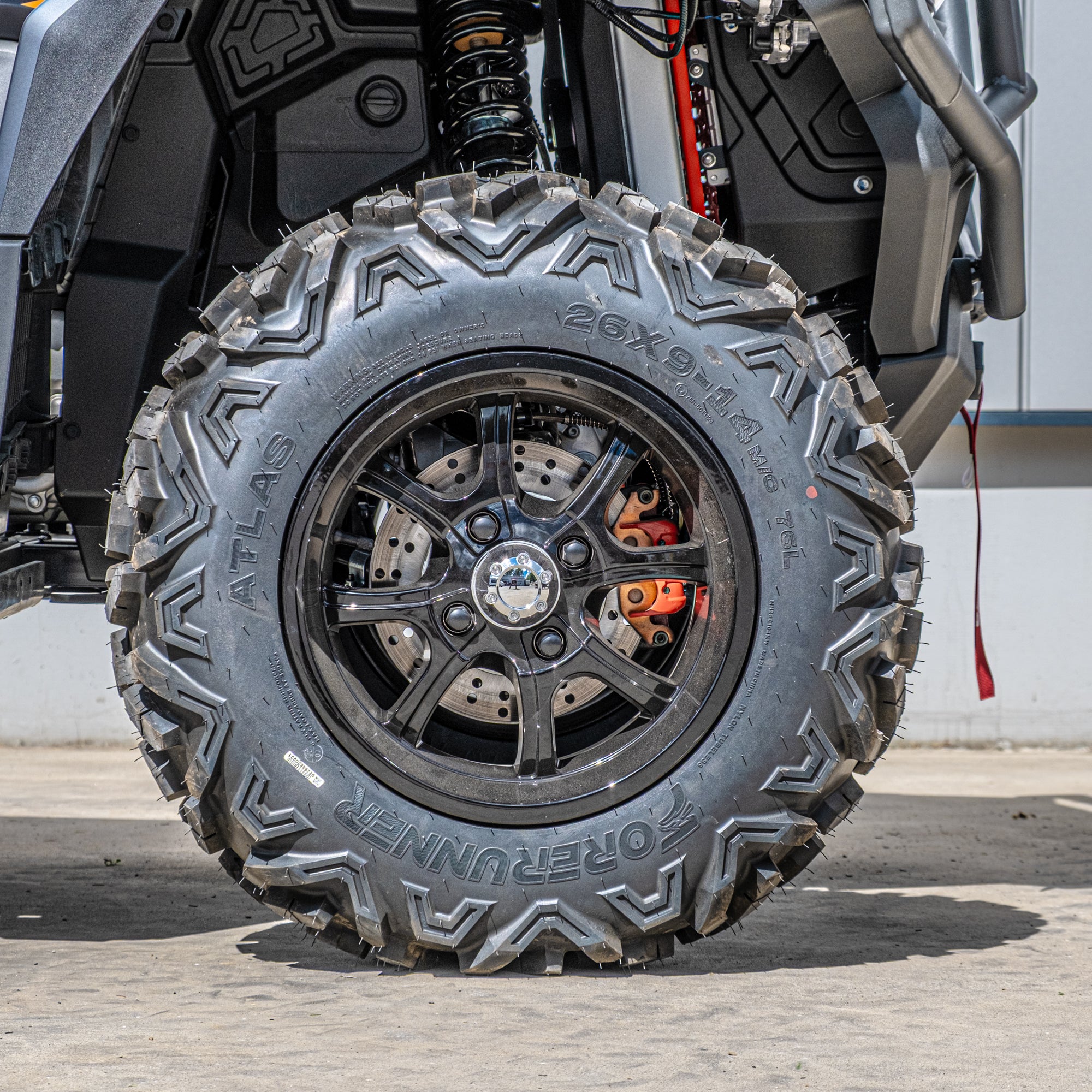 AODES TCROSSER 650L EPS V-Twin – Lava Juoda