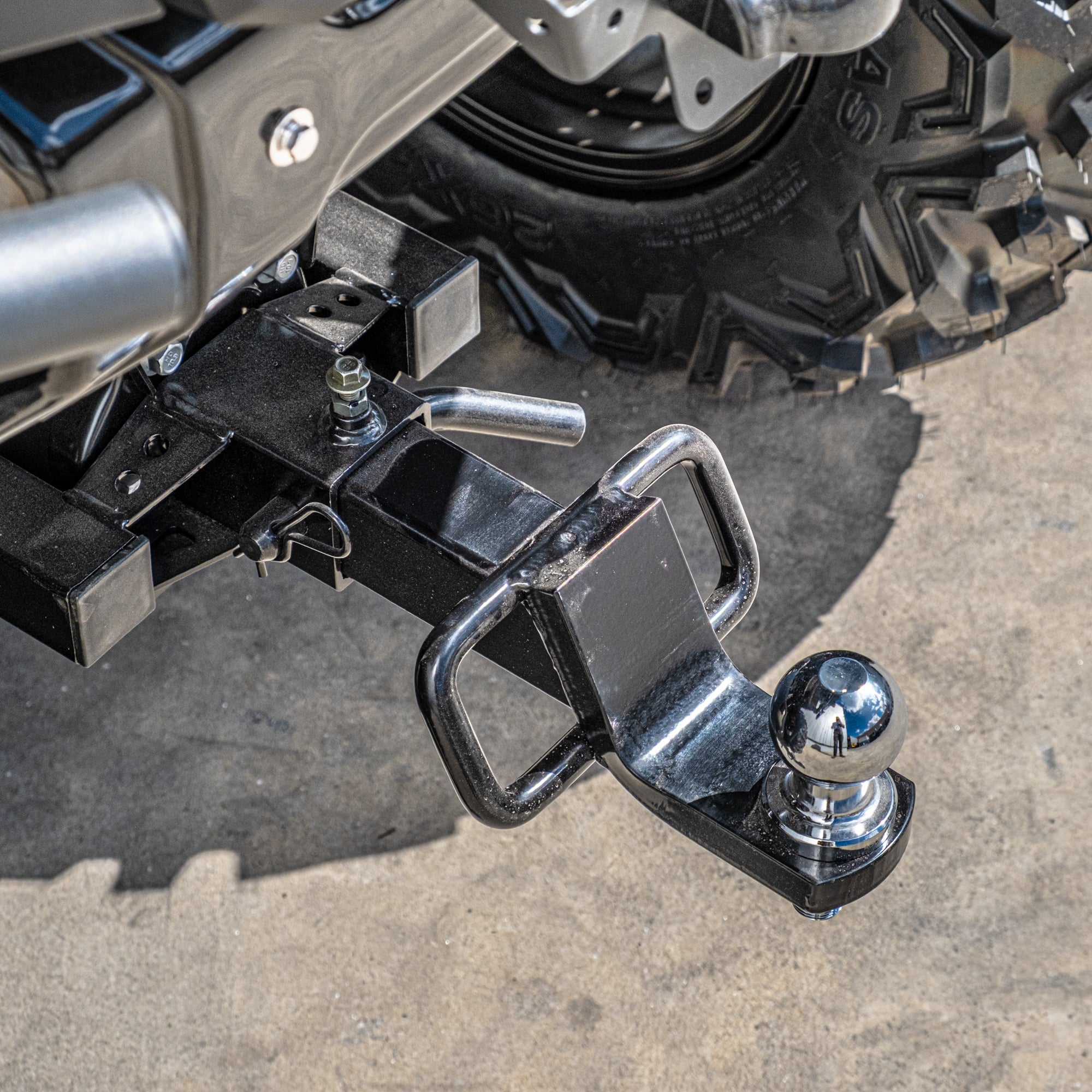 AODES TCROSSER 650L EPS V-Twin – Lava Juoda