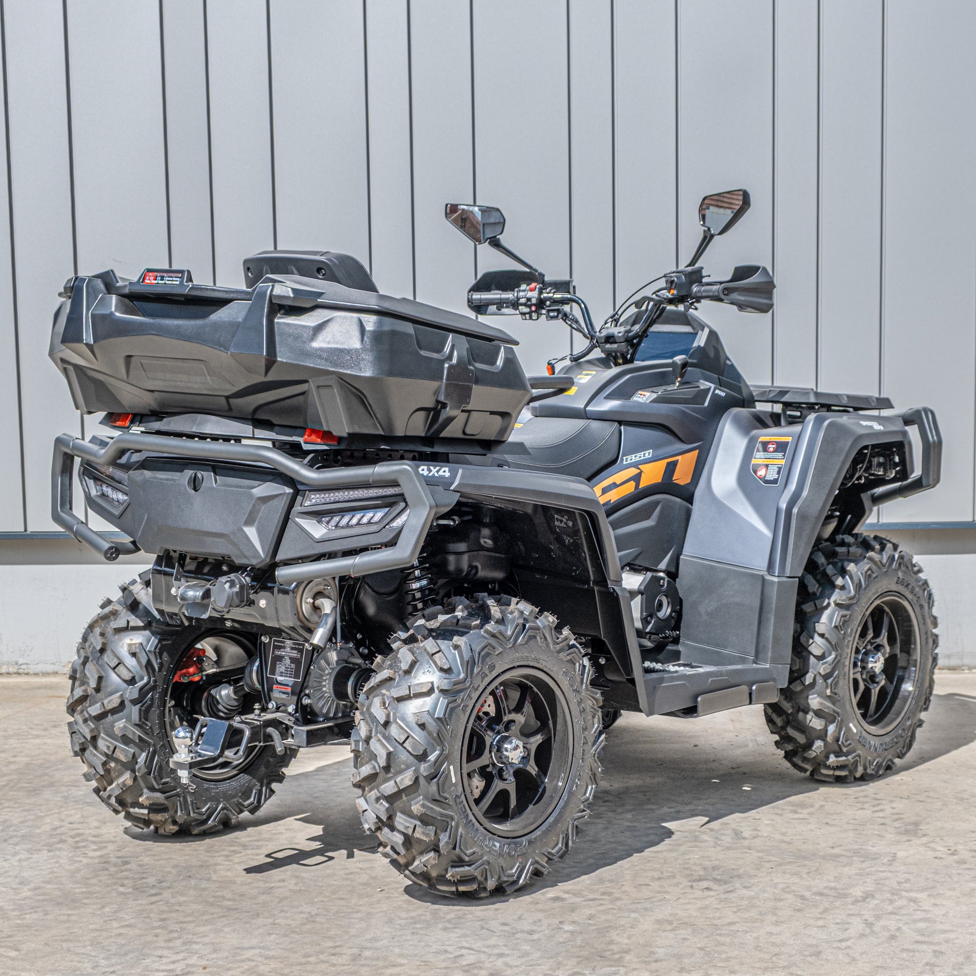 AODES TCROSSER 650L EPS V-Twin – Lava Juoda
