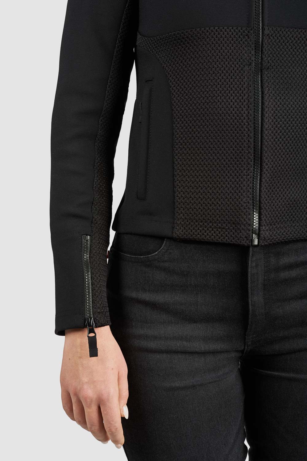 Striukė - PANDO MOTO STEALTH BLACK AAA moterims, SU apsaugomis – nuotrauka 3