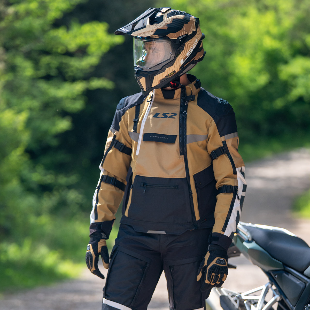 STRIUKĖ LS2 X-MASTER VYRAMS – JUODA
