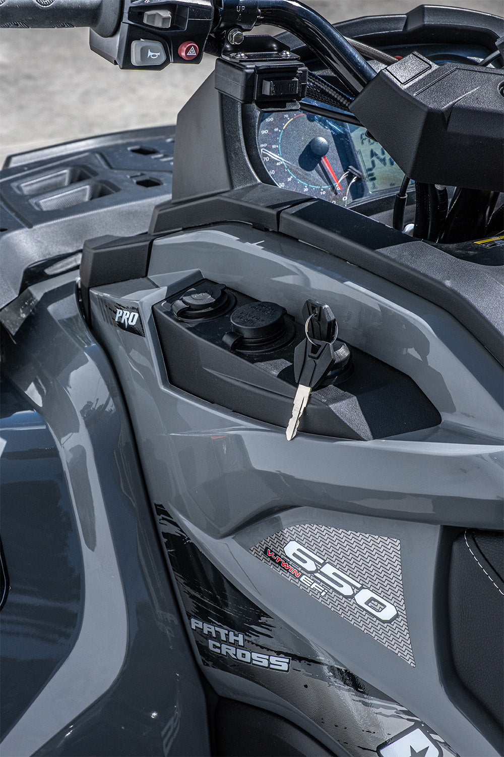 AODES Pathcross 650S EPS V-Twin T3b KETURRATIS Pilkas SPECIAL EDITION