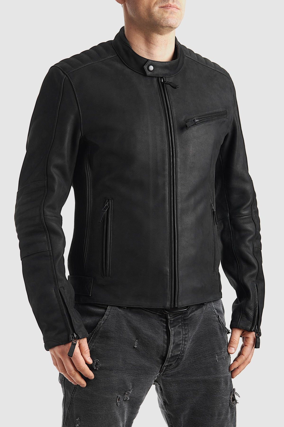 ODINĖ MOTO STRIUKĖ PANDO MOTO TATAMI JUODA