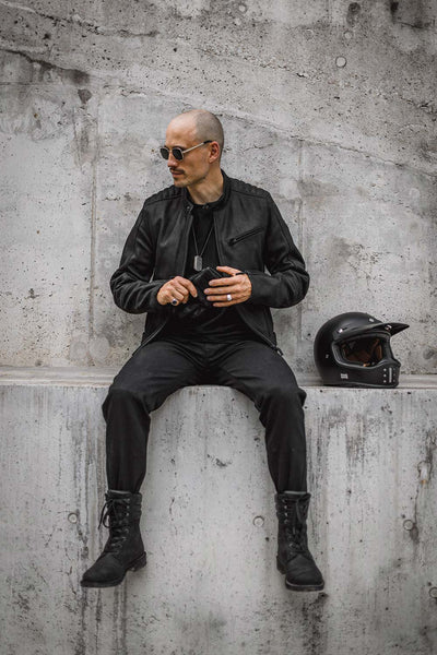 ODINĖ MOTO STRIUKĖ PANDO MOTO TATAMI JUODA