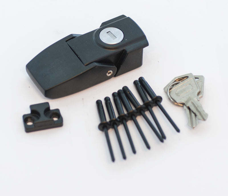 Daiktadėžės SPYNOS SU RAKTAIS tesseract